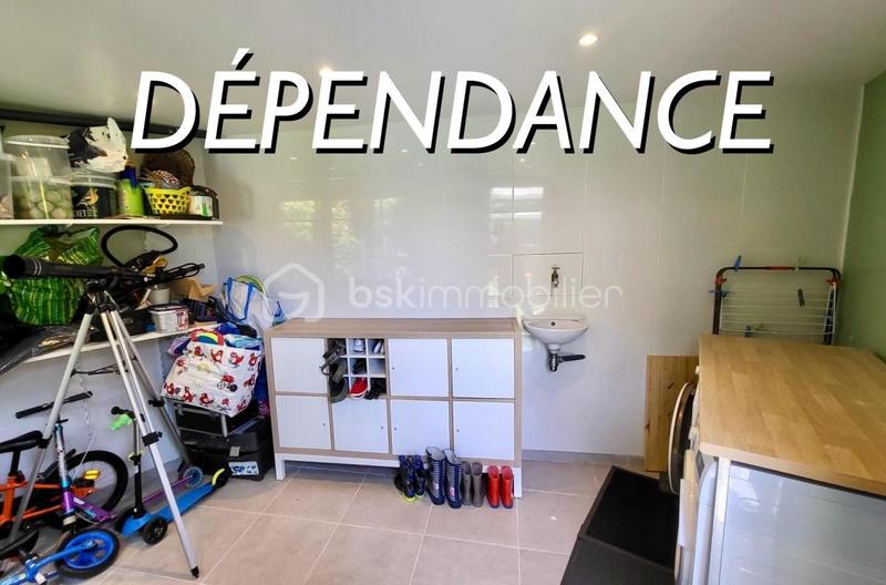 Maison - 121 m² - 5 pièces