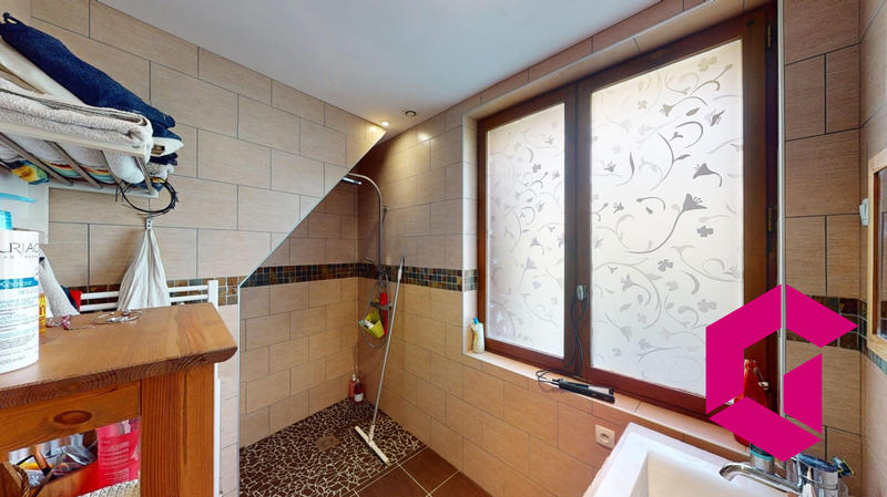 Maison - 116 m² - 10 pièces