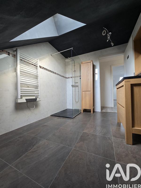 Appartement - 101 m² - 5 pièces