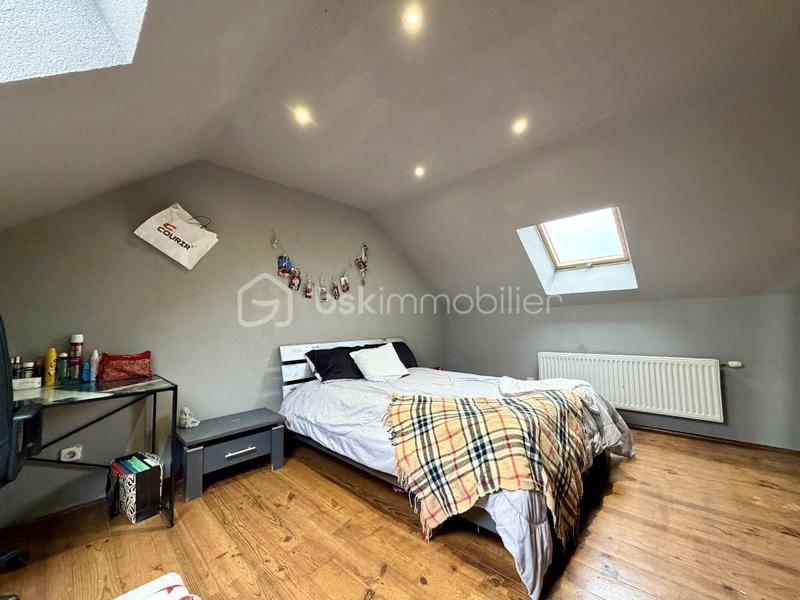 Maison - 105 m² - 4 pièces