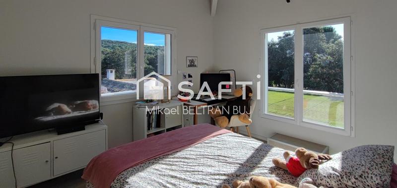 Villa - 250 m² - 8 pièces