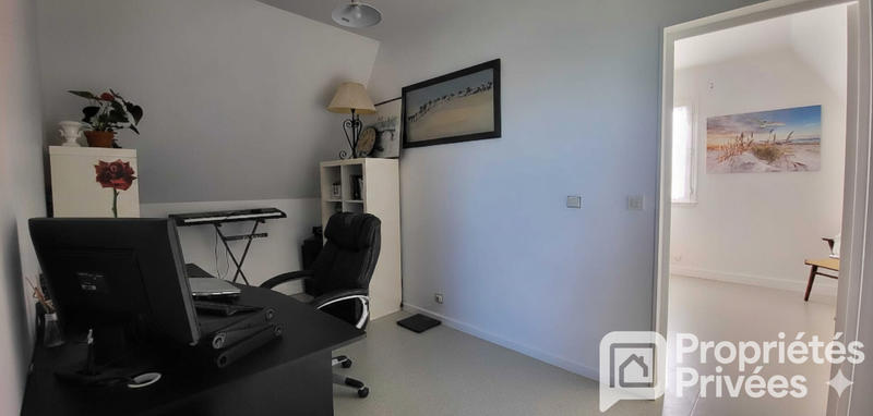 Maison - 215 m² - 9 pièces