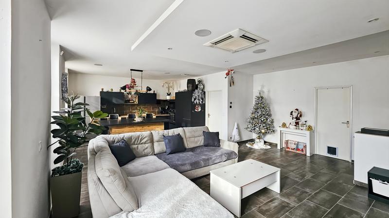 Appartement - 87 m² - 4 pièces