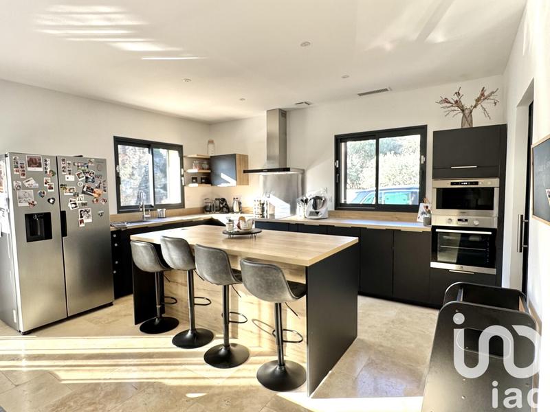 Maison - 150 m² - 5 pièces