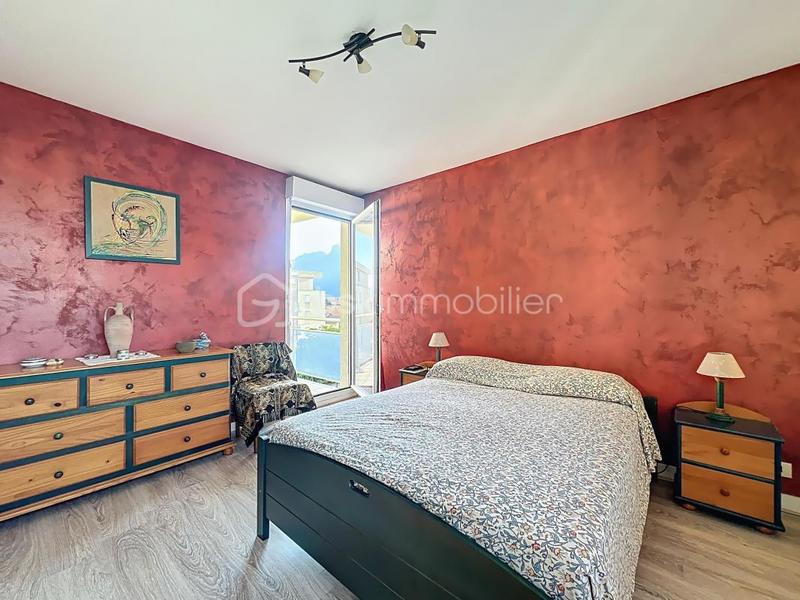 Appartement - 82 m² - 4 pièces