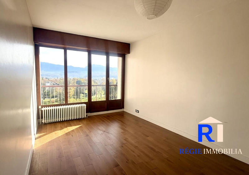Appartement - 114 m² - 5 pièces