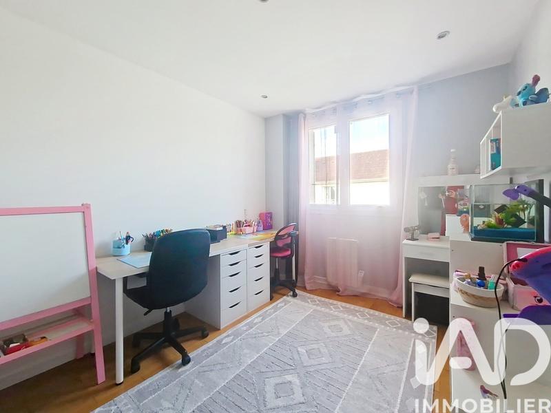 Maison - 141 m² - 7 pièces