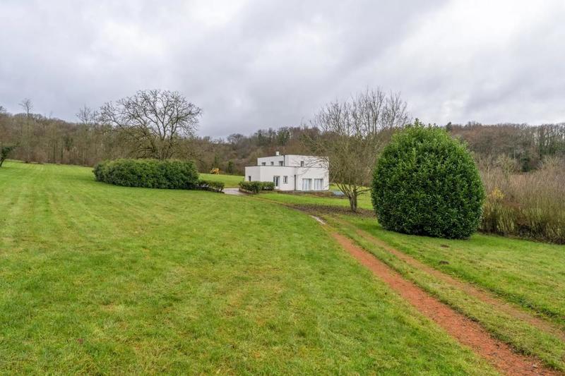 Demeure - 195 m² - 8 pièces