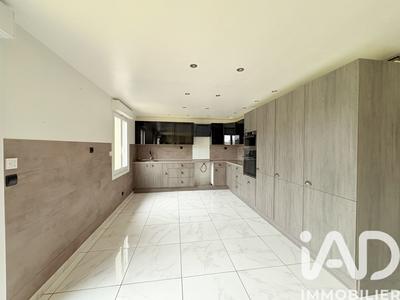 Maison de campagne - 206 m² - 9 pièces