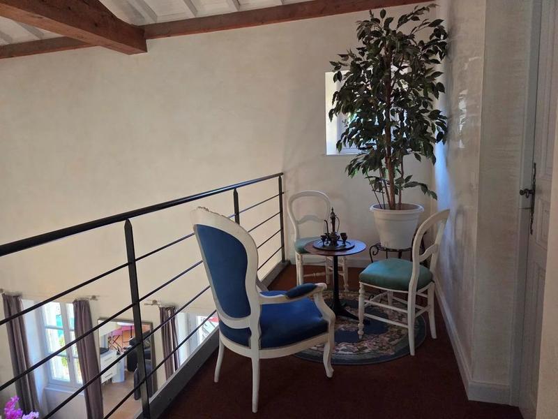 Maison en pierre - 169 m² - 7 pièces