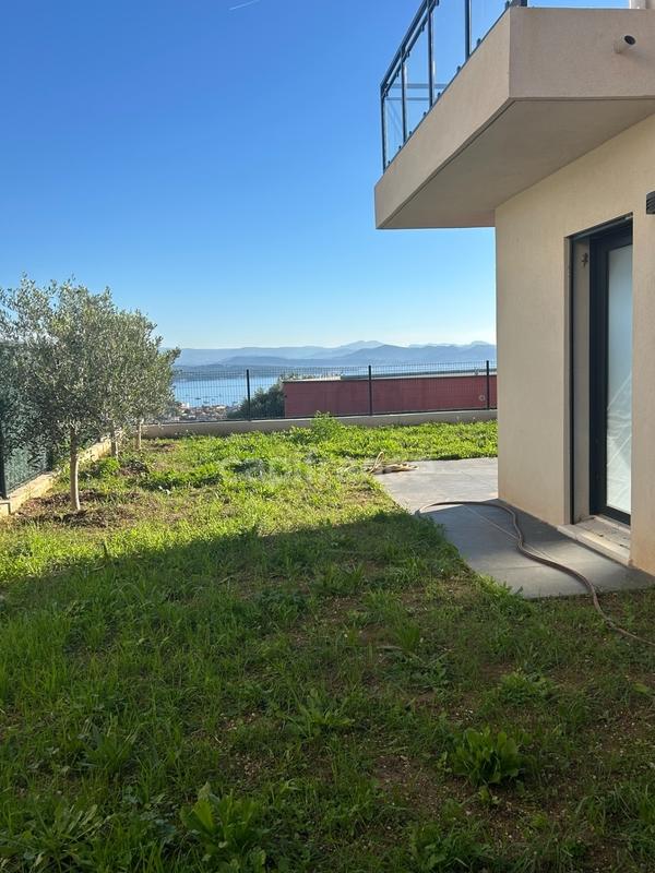 Maison - 143 m² - 3 pièces