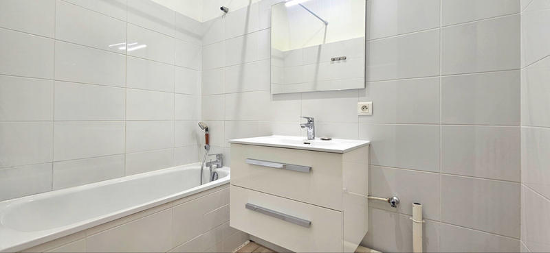 Appartement - 90 m² - 3 pièces