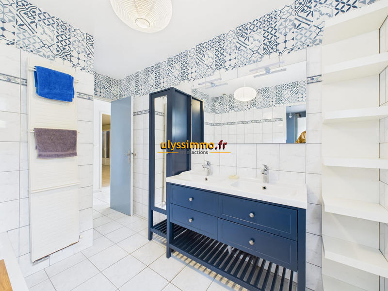 Maison - 129 m² - 6 pièces