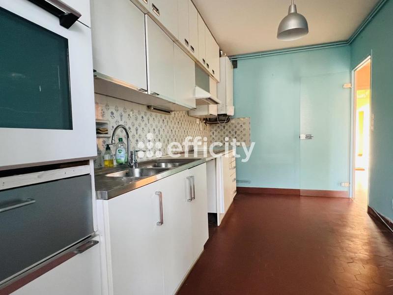 Appartement - 105 m² - 5 pièces