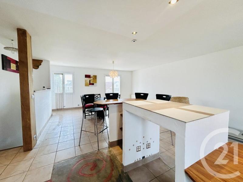 Maison de ville - 208 m² - 7 pièces