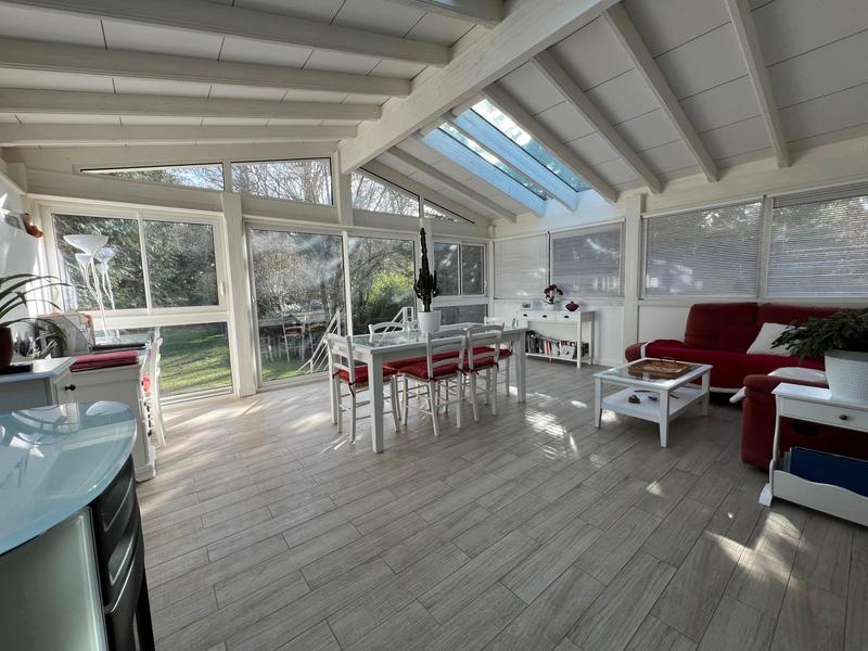 Maison - 143 m² - 7 pièces