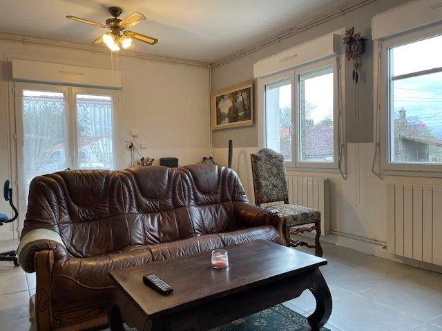 Maison - 97 m² - 5 pièces