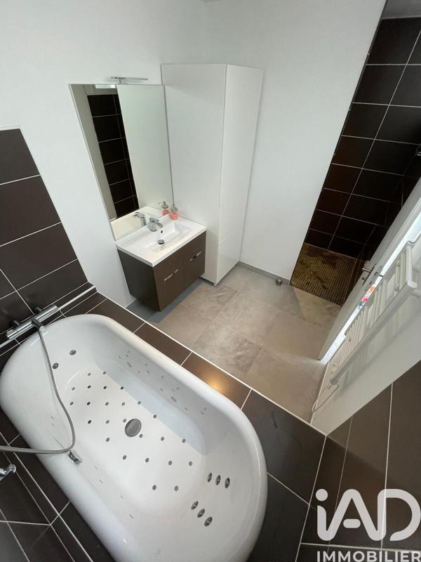 Maison - 105 m² - 6 pièces