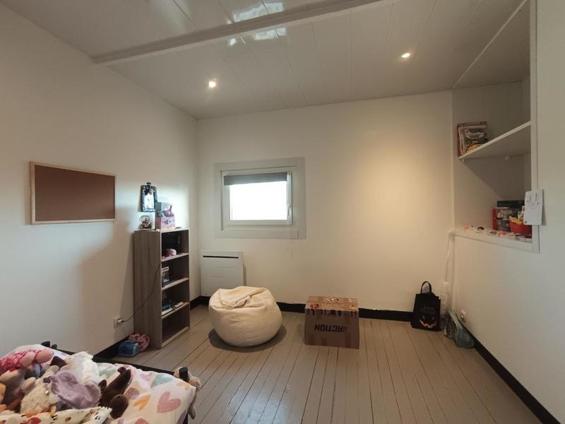 Immeuble - 74 m² - 3 pièces