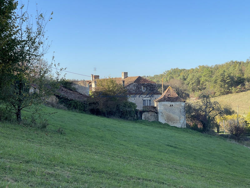 Maison - 216 m² - 7 pièces