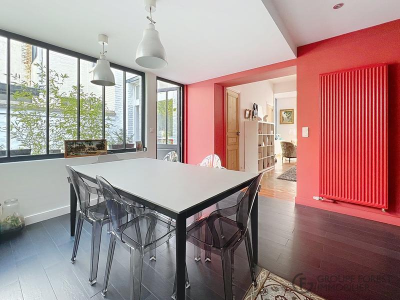 Maison - 163 m² - 8 pièces