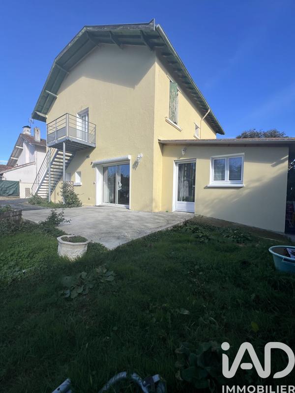 Maison - 180 m² - 5 pièces