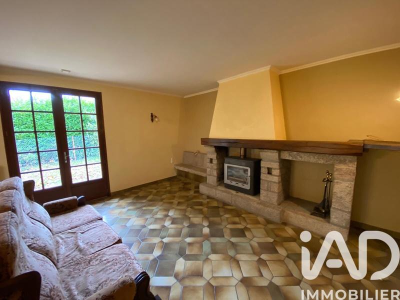 Maison - 152 m² - 9 pièces