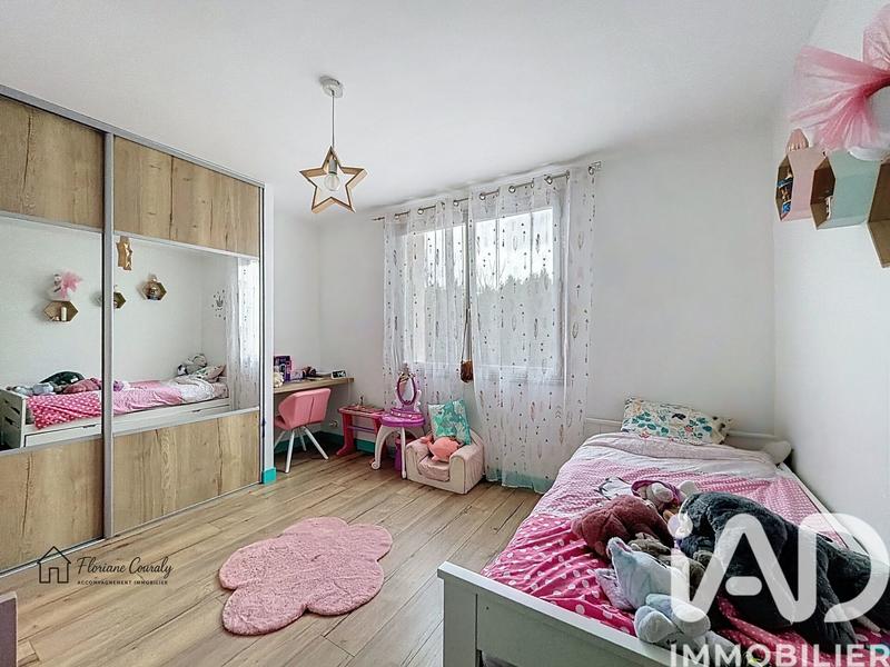 Maison - 206 m² - 7 pièces