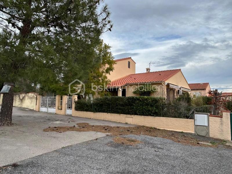 Maison - 95 m² - 3 pièces