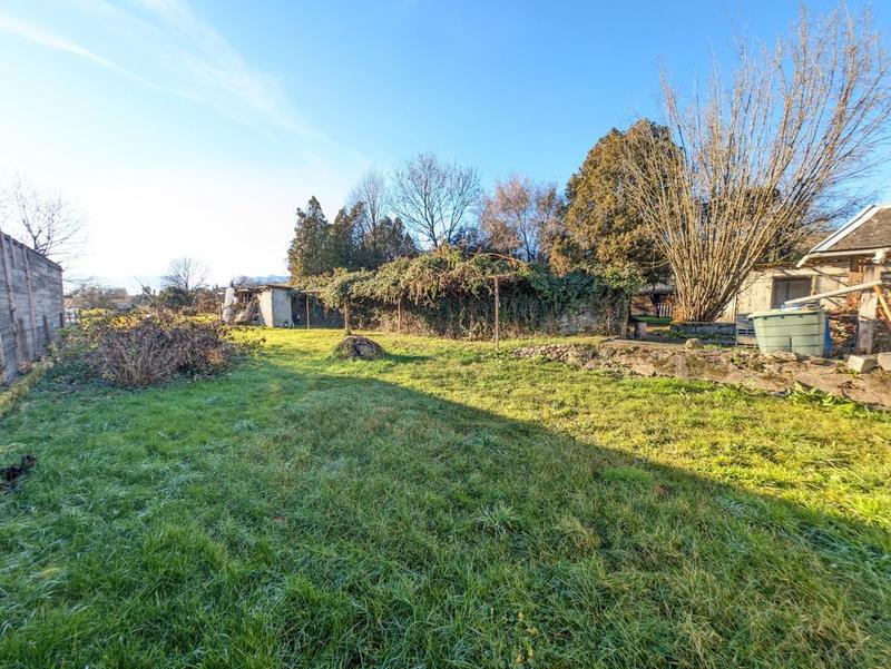 Propriété - 116 m² - 6 pièces