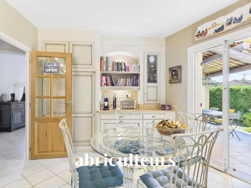 Villa - 155 m² - 5 pièces