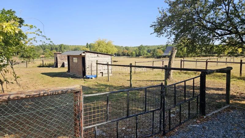 Maison - 632 m² - 30 pièces