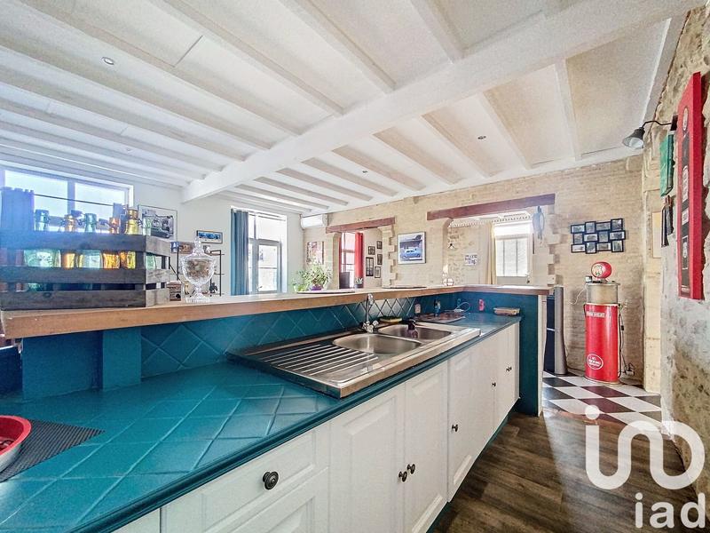 Maison - 225 m² - 8 pièces