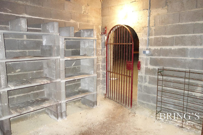 Maison ancienne - 110 m² - 40 pièces