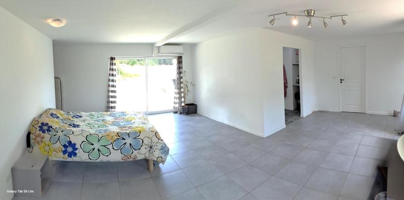 Maison - 280 m² - 8 pièces