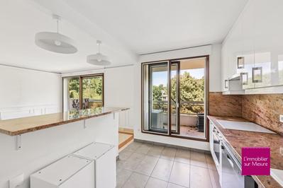 Appartement - 107 m² - 5 pièces