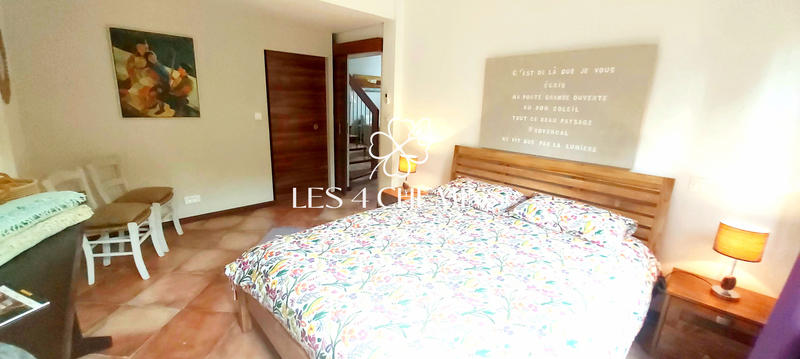 Villa - 220 m² - 6 pièces