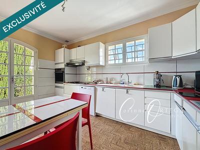 Maison - 151 m² - 5 pièces