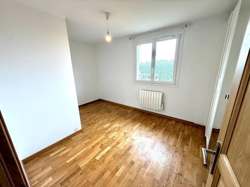 Maison - 180 m² - 6 pièces