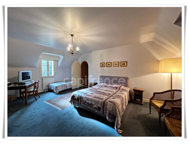 Maison - 156 m² - 6 pièces