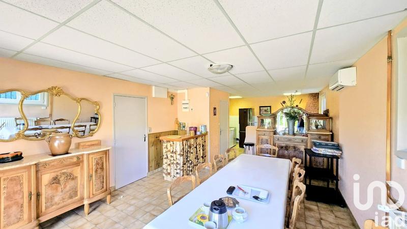 Maison - 195 m² - 9 pièces