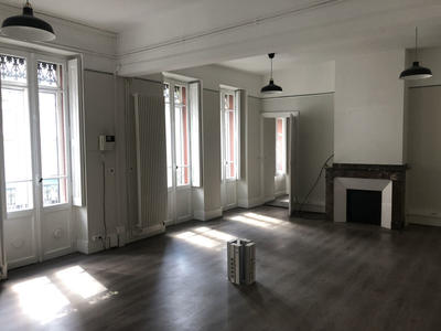 Bureau - 191 m² - 6 pièces