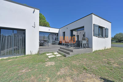 Villa - 111 m² - 4 pièces