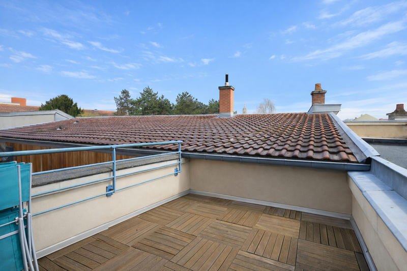 Appartement - 198 m² - 7 pièces