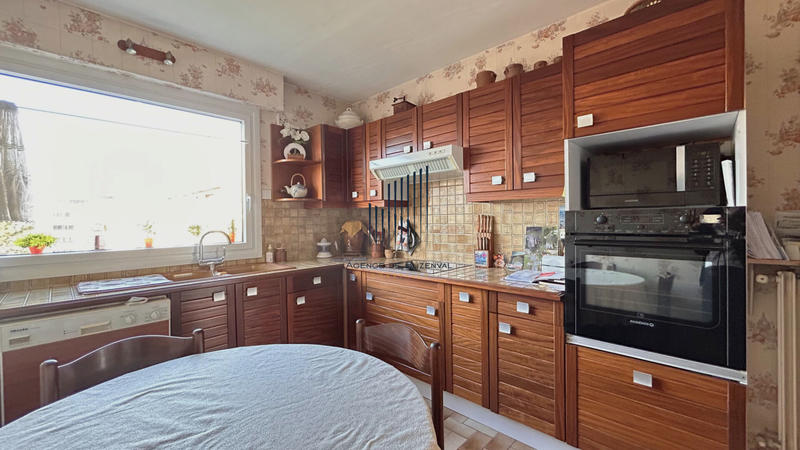 Appartement - 83 m² - 4 pièces