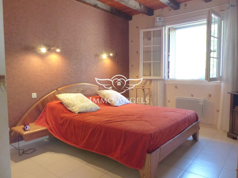 Maison - 98 m² - 4 pièces