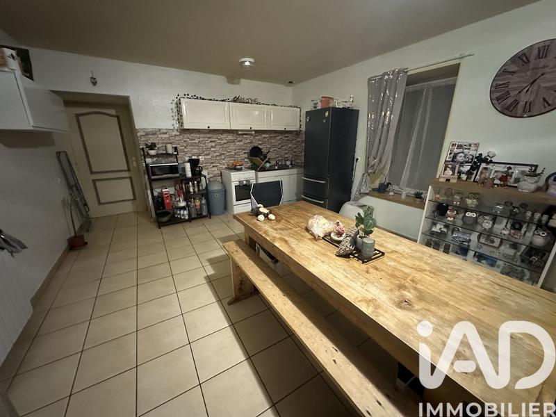 Maison - 90 m² - 5 pièces