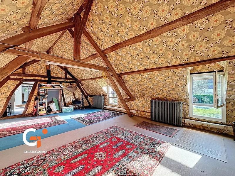 Maison - 180 m² - 6 pièces