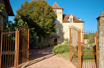 Maison - 900 m² - 16 pièces