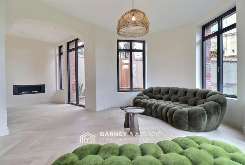 Maison - 180 m² - 7 pièces